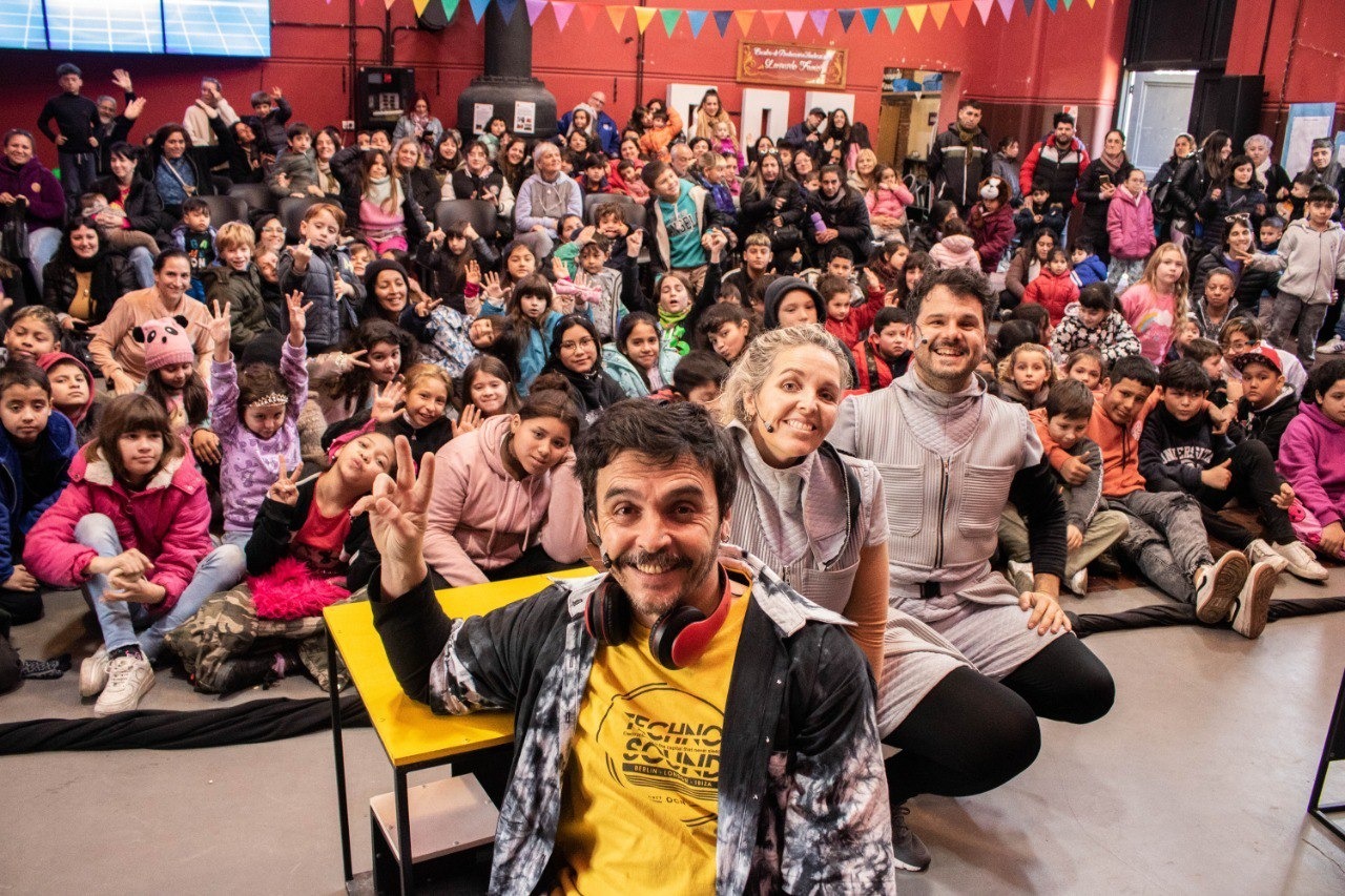 MÁS DE 100.000 PERSONAS DISFRUTARON DE "SOMOS QUILMES"