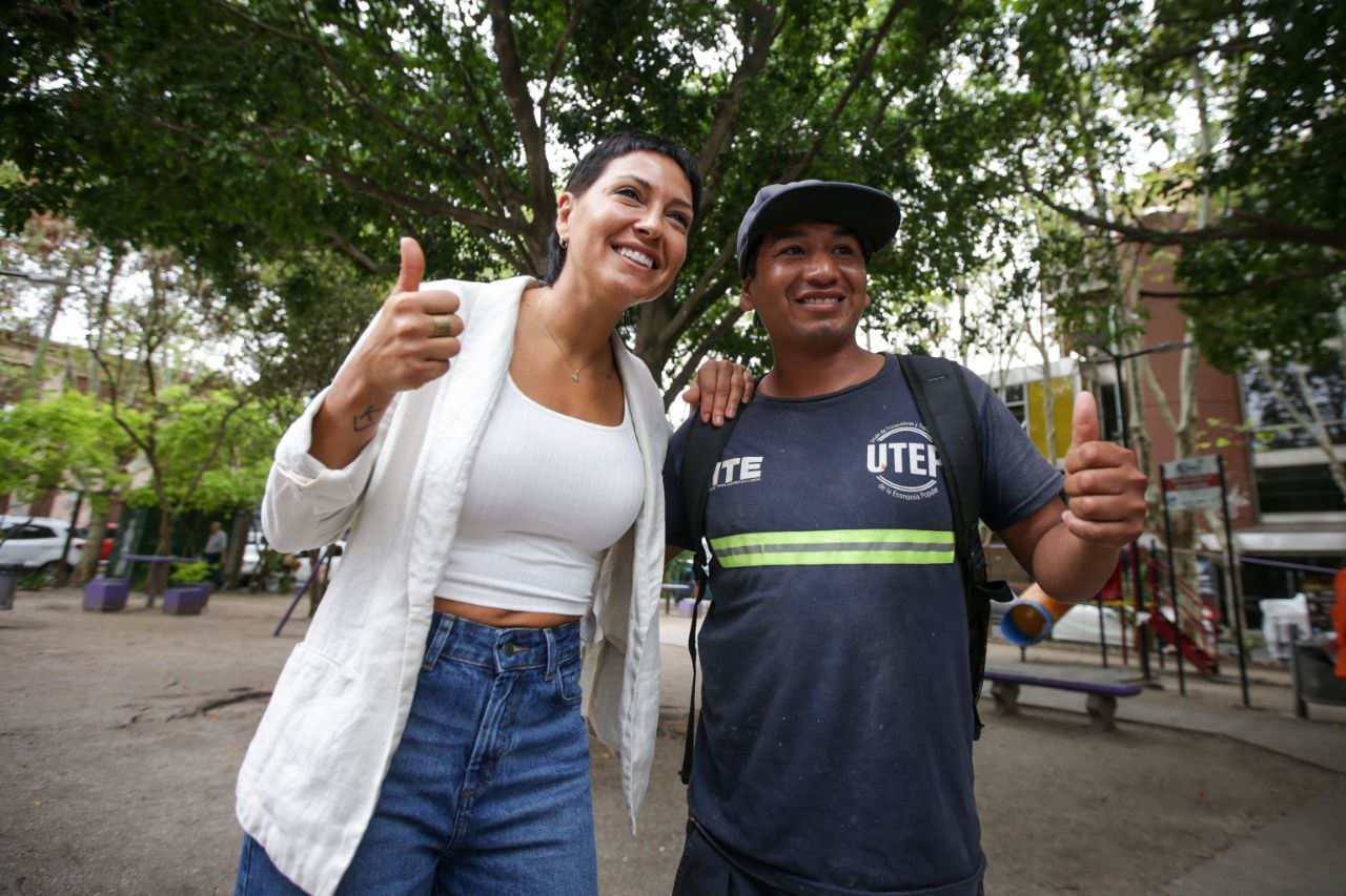MAYRA ENTREGÓ ELEMENTOS DE TRABAJO A RECICLADORES  