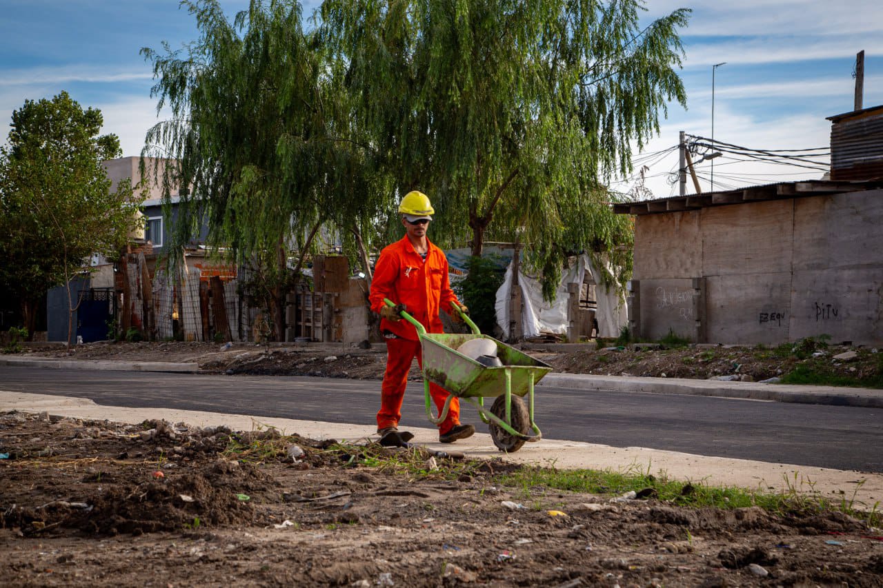 INTENSO OPERATIVO DE LIMPIEZA DE ARROYOS Y DESOBSTRUCCIÓN DE SUMIDEROS