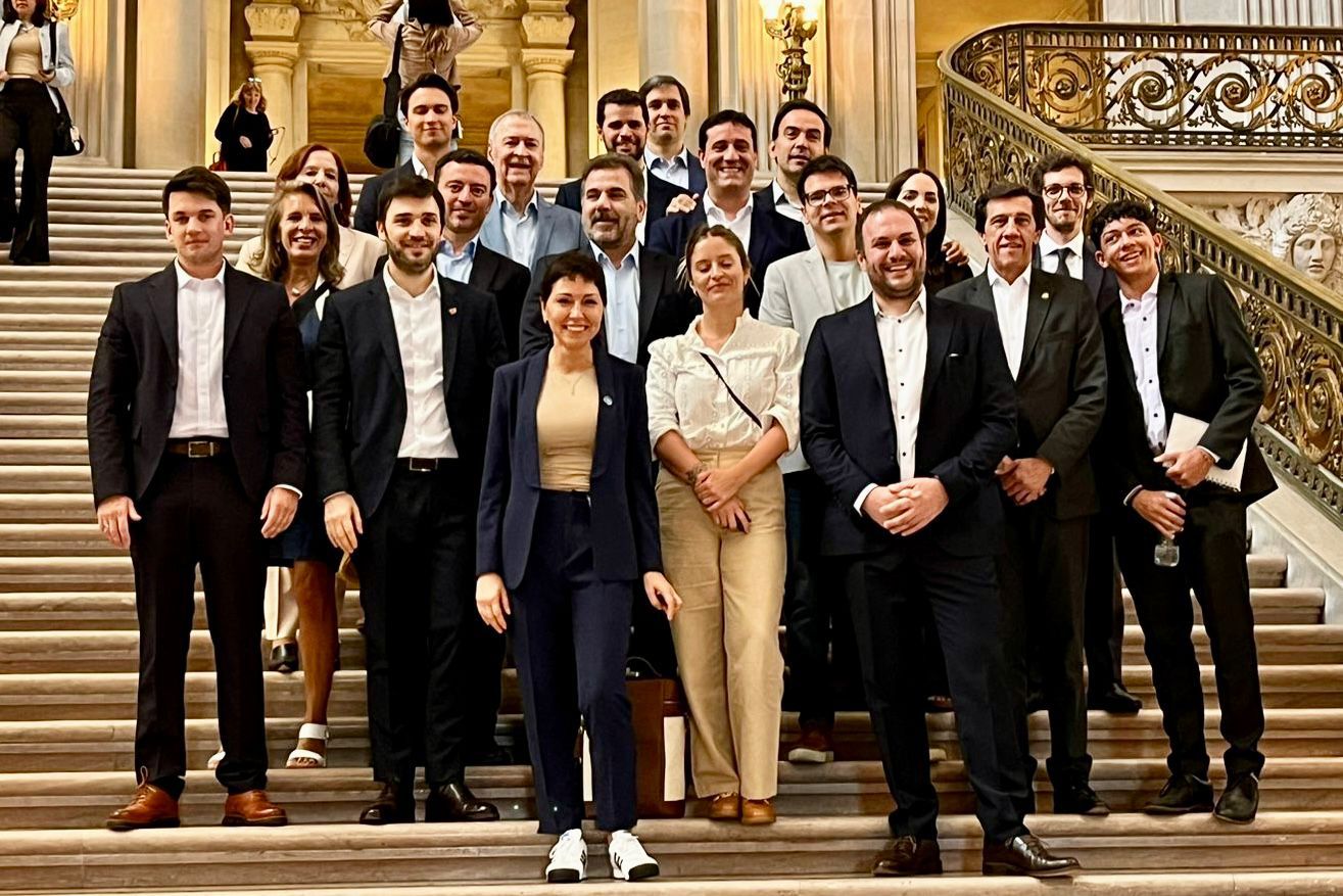 MAYRA PARTICIPÓ DE UN ENCUENTRO INTERNACIONAL SOBRE AVANCES TECNOLÓGICOS