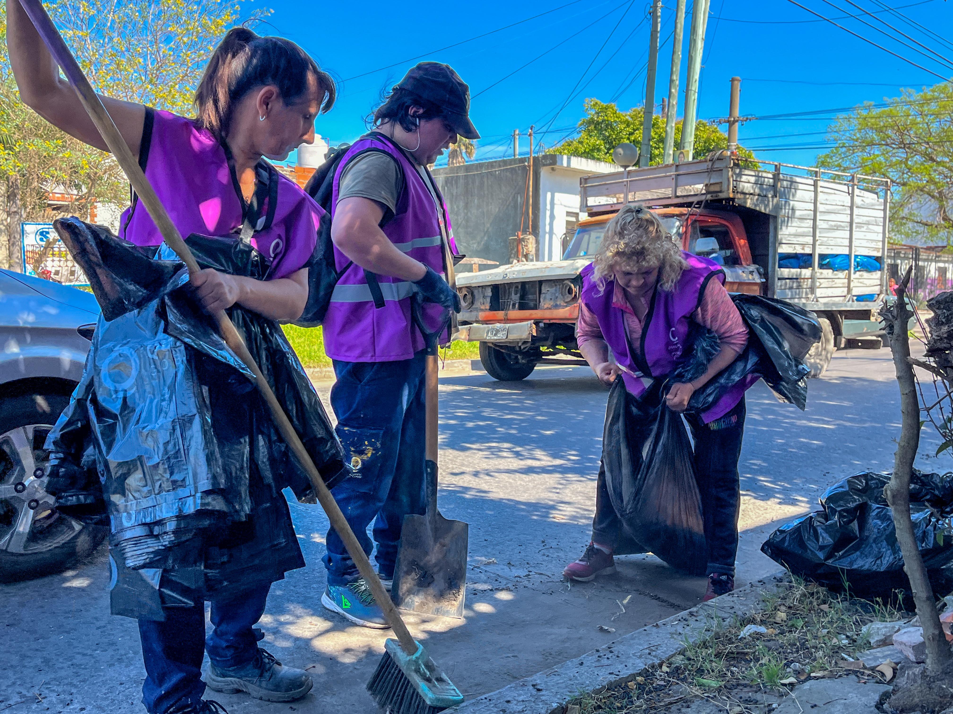  AMPLIO OPERATIVO DE LIMPIEZA DURANTE EL FERIADO EN EL DISTRITO