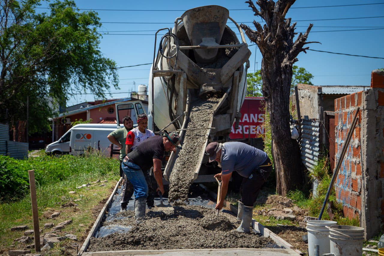 COMENZARON LAS OBRAS DE MEJORA EN LA PLAZA ARA SAN JUAN-PASEO DE LA LEALTAD