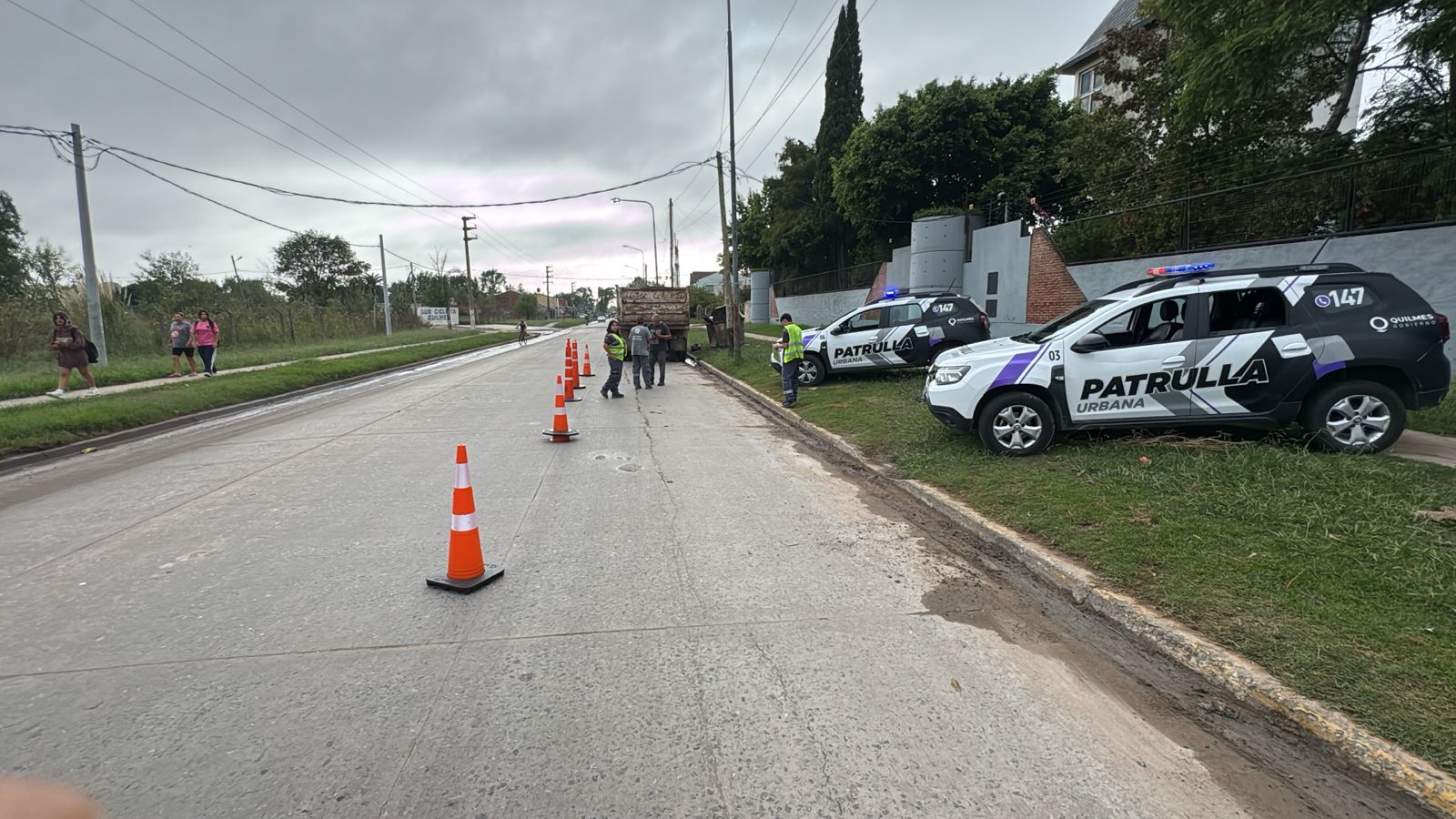 EL MUNICIPIO DE QUILMES INFRACCIONÓ A UN CAMIÓN CON CARGA ILEGAL DE TIERRA