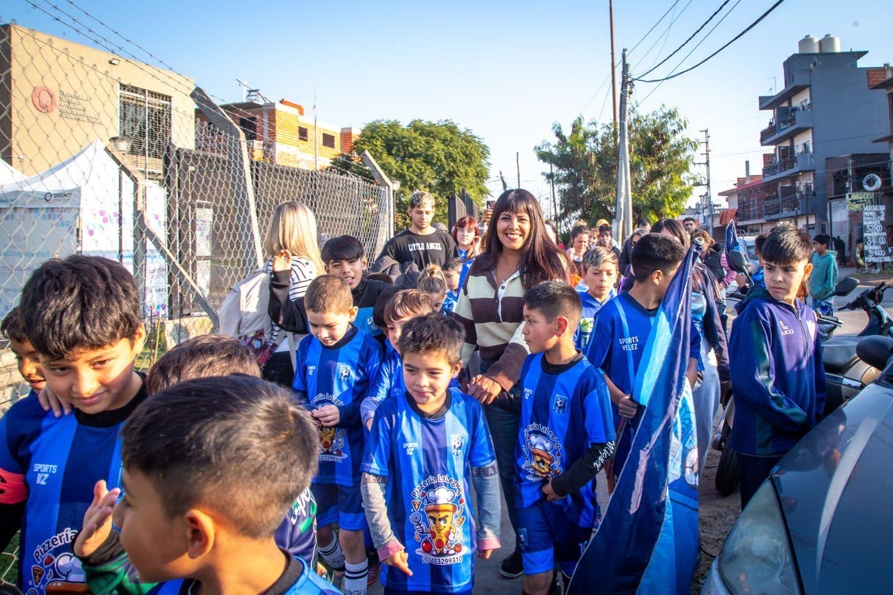 PRESENTARON LA OBRA DEL NUEVO POLIDEPORTIVO DE EZPELETA