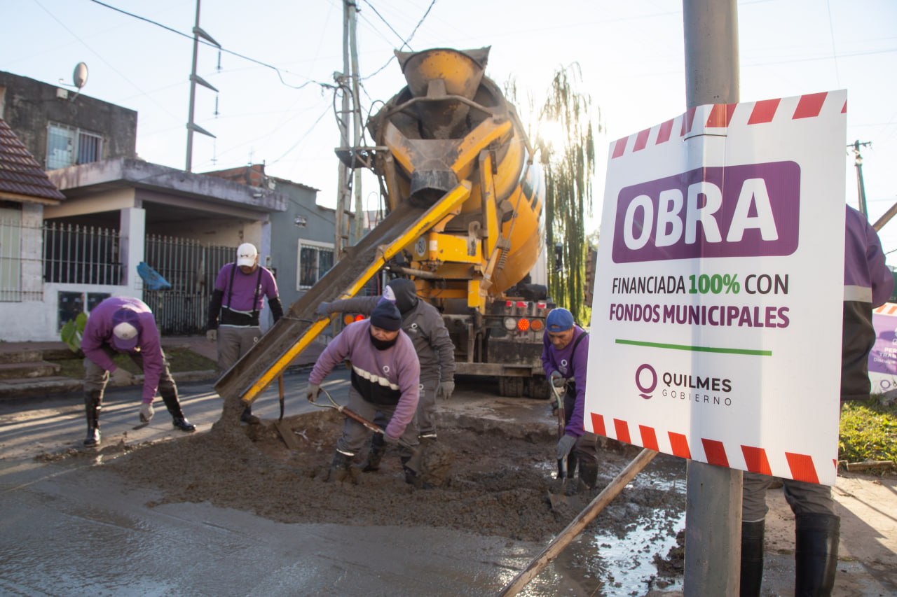 CONTINÚAN  LOS TRABAJOS DE BACHEO EN EL OESTE DEL DISTRITO 