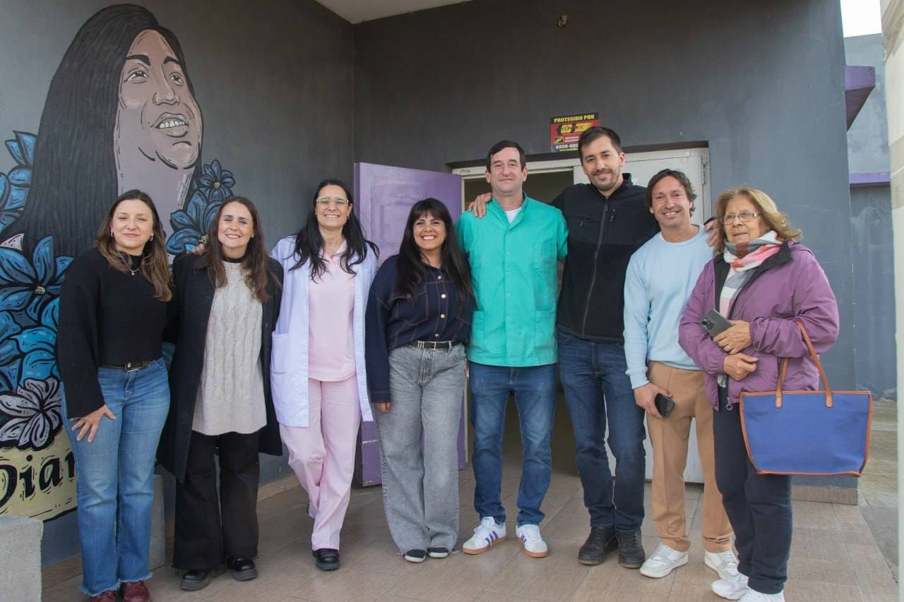  EL MUNICIPIO ENTREGÓ MÁS DE 20 PRÓTESIS DENTALES A VECINAS 