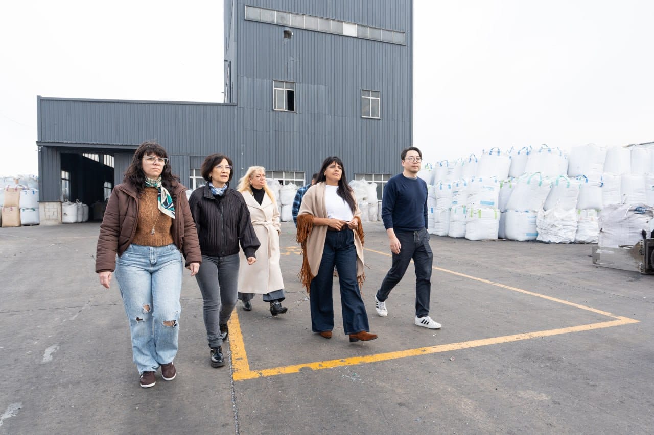 EVA MIERI RECORRIÓ LA PLANTA INDUSTRIAL FIBRAS ARGENTINAS SA 