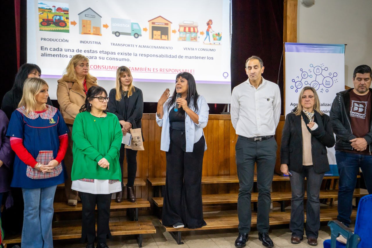 EL MUNICIPIO INICIÓ UN TALLER DE MANIPULACIÓN SEGURA DE ALIMENTOS 