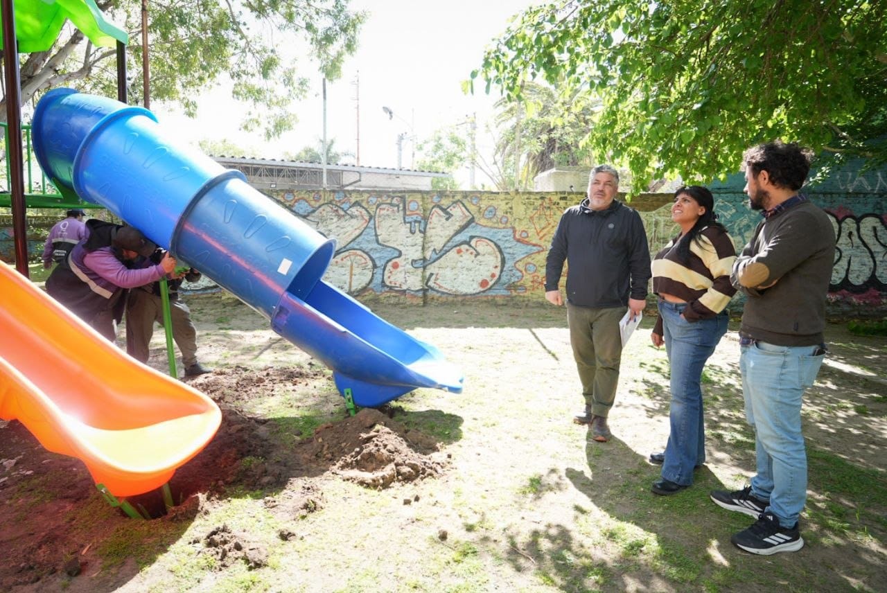 SE REALIZÓ MANTENIMIENTO INTEGRAL Y LIMPIEZA EN LA PLAZA PAMPERO DE BERNAL