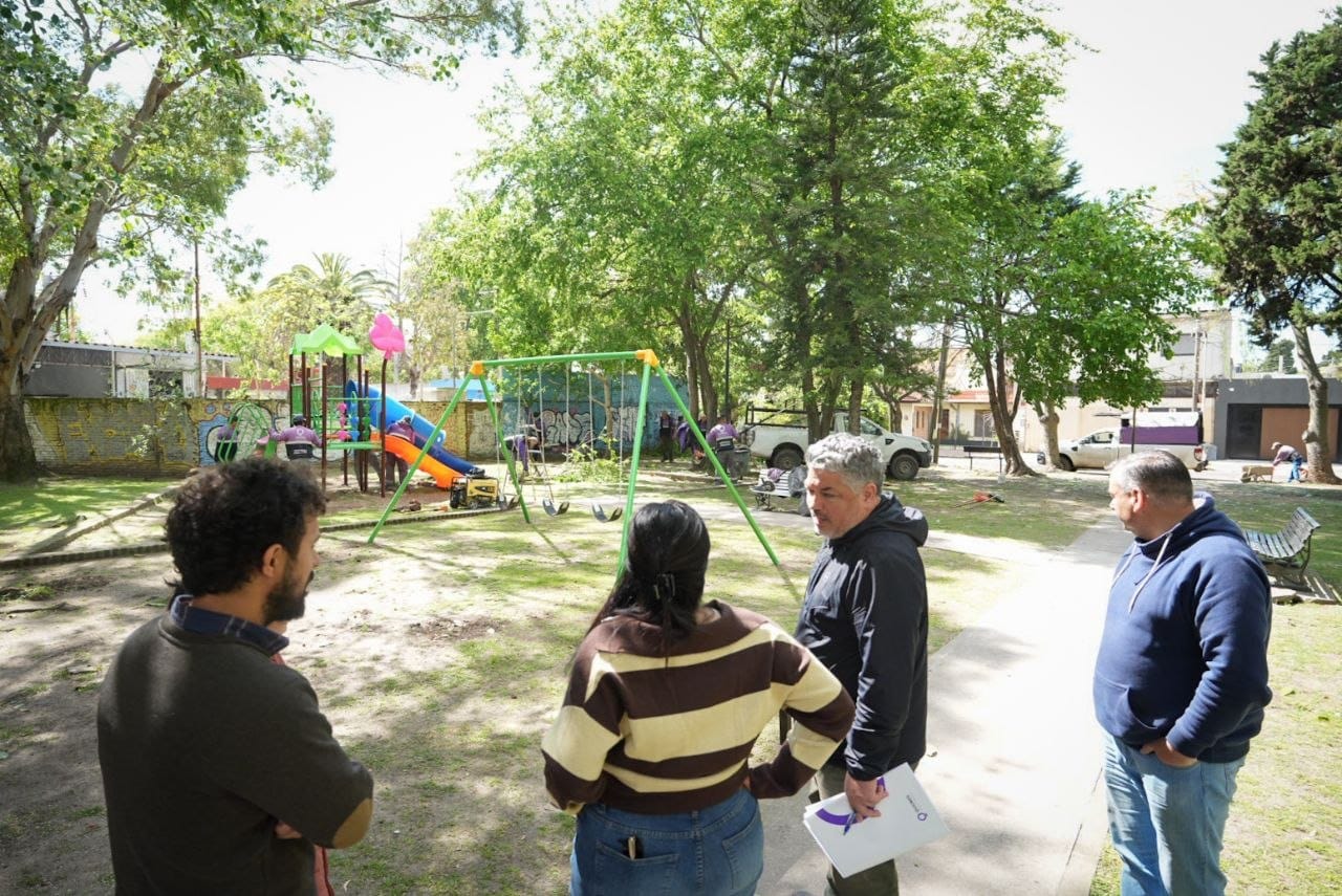 SE REALIZÓ MANTENIMIENTO INTEGRAL Y LIMPIEZA EN LA PLAZA PAMPERO DE BERNAL