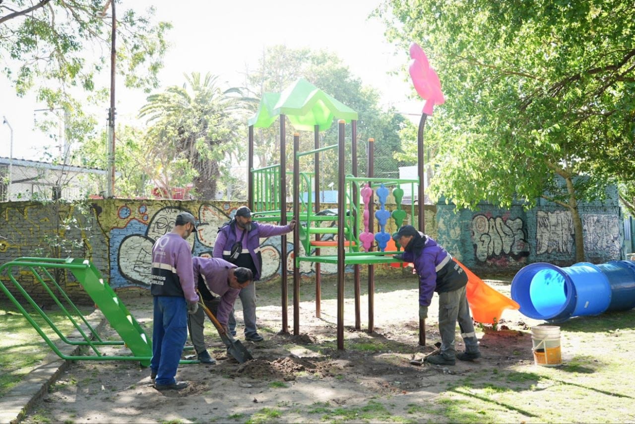 SE REALIZÓ MANTENIMIENTO INTEGRAL Y LIMPIEZA EN LA PLAZA PAMPERO DE BERNAL